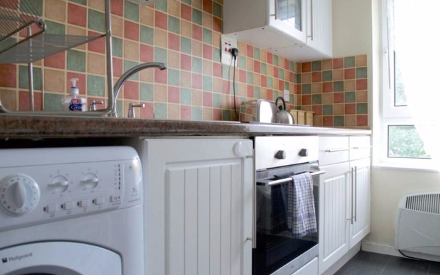 1 Bedroom Flat In Old Town