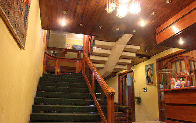 Francis Puno Hotel
