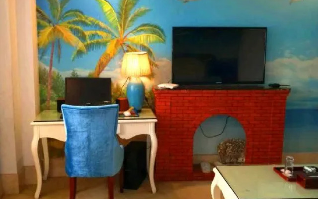 Changxing Changhong Theme Hotel