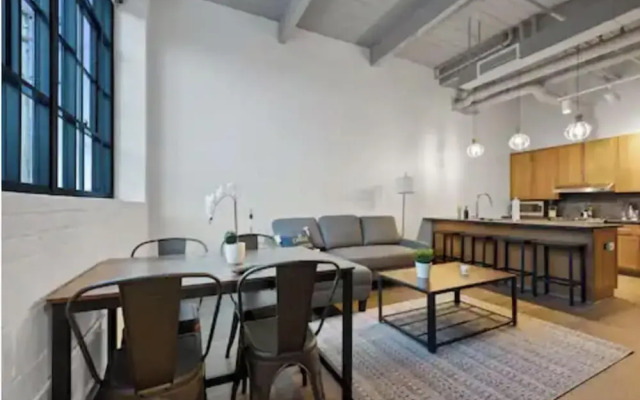 2125 Superior Living