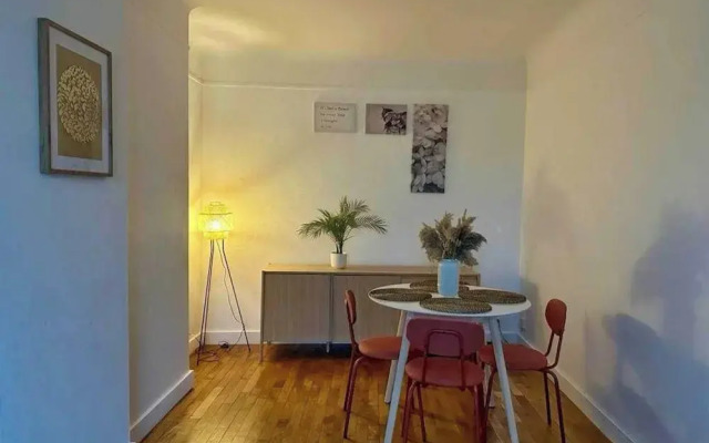 Cozy Apartment 2bdr/4p - in the Heart of Suresnes