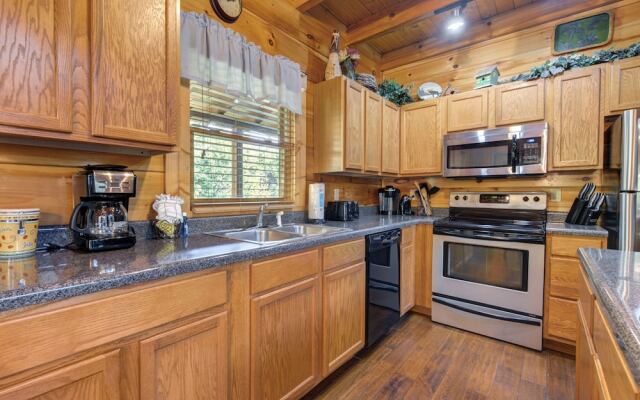 Moonlight Theater Lodge