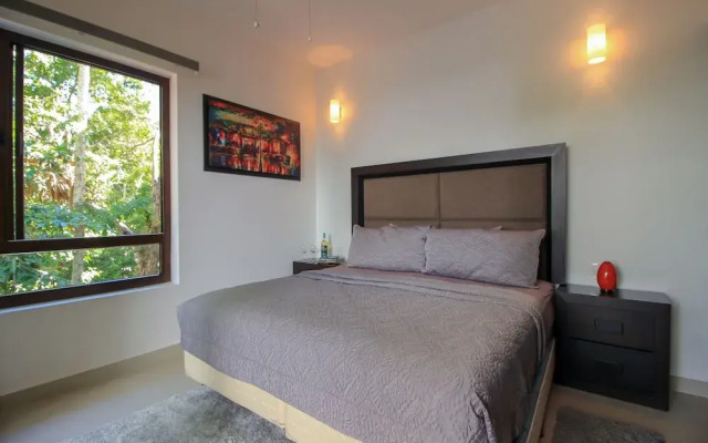 Family 2 Bedrooms Condo with Balcony and Pool Facilities