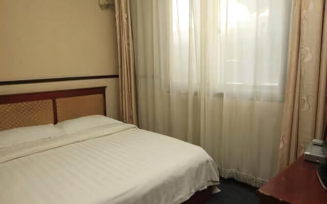 Bi Hai Tian Gang Hotel