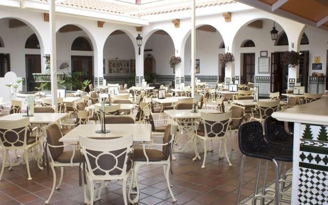 Beverly Hills Suites - Excel Hotels & Resorts