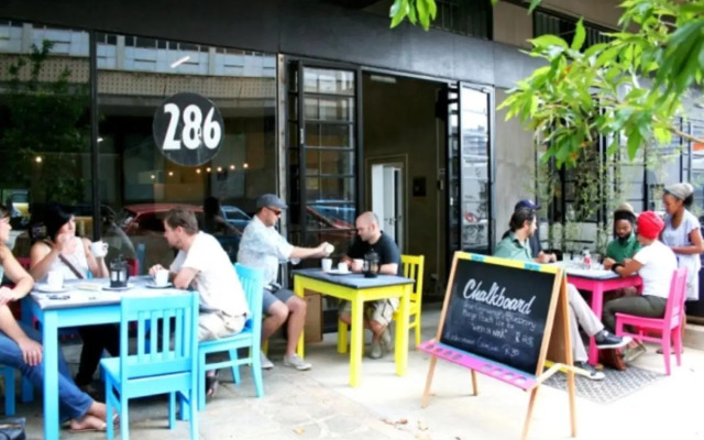 Maboneng City Building Free WiFi and Swimming pool