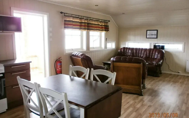 Furoy Hotel Apartments and Boating