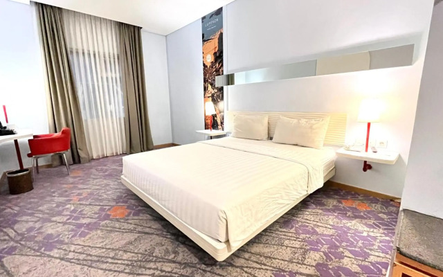 FOX Lite Metro Indah Bandung