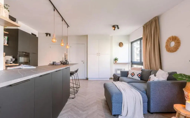 Charming corner apartment close to the beach