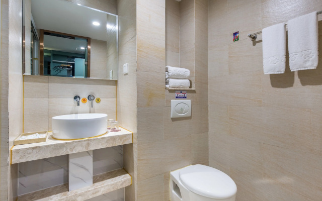 YiWU Best Hotel