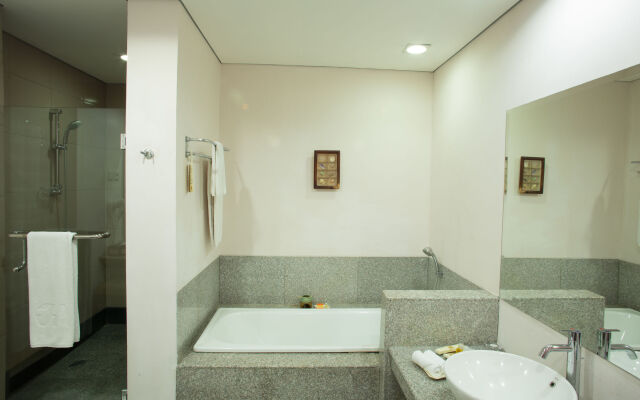 The Jayakarta Suite Komodo Flores