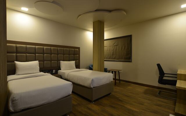 Hotel Jhankar Palace