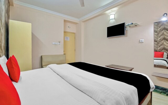 Collection O 41962 Hotel VS Continental