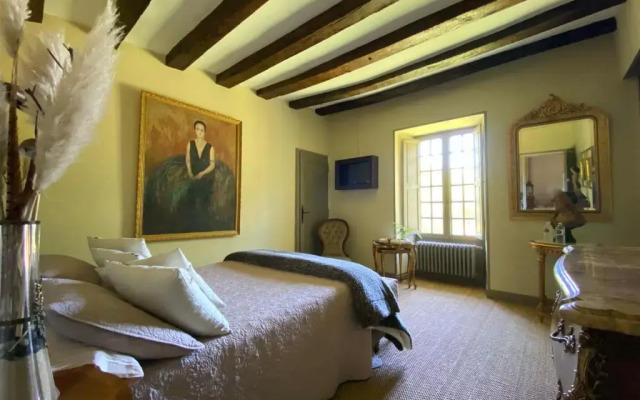 Le Petit Chateau De Sainte Colombe