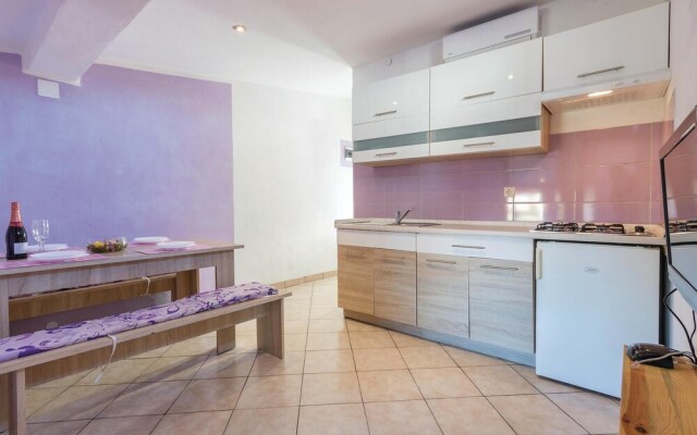 Awesome Home in Medulin With Wifi and 2 Bedrooms