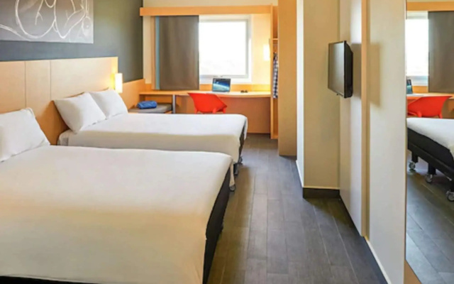 Ibis Culiacan
