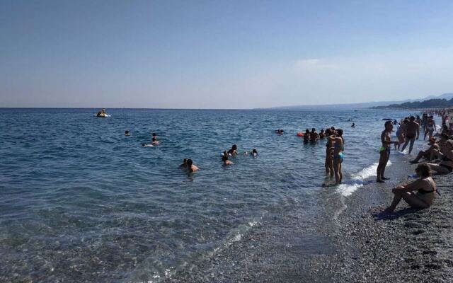 Beautiful and Clean Apartment Close to Taormina