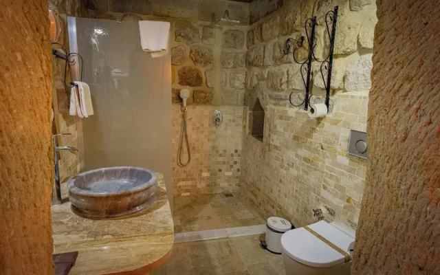 Sur Cave Hotel