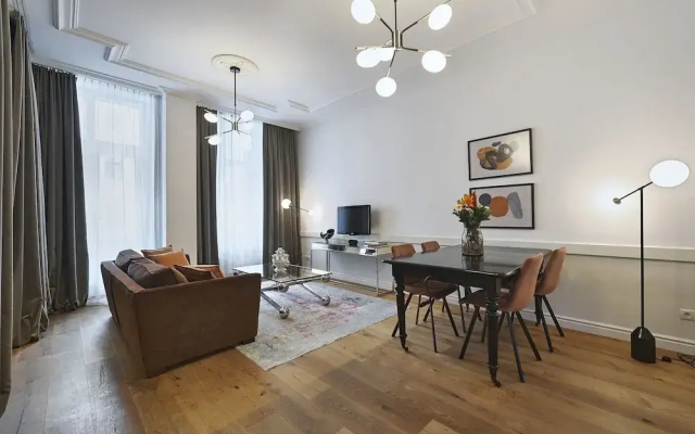 6 Rooms - Garnisongasse