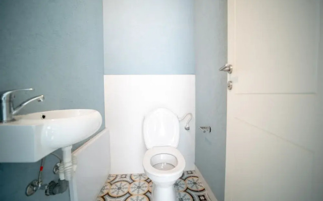 YalaRent Boutique apartments in Jaffa's flea market - Families only