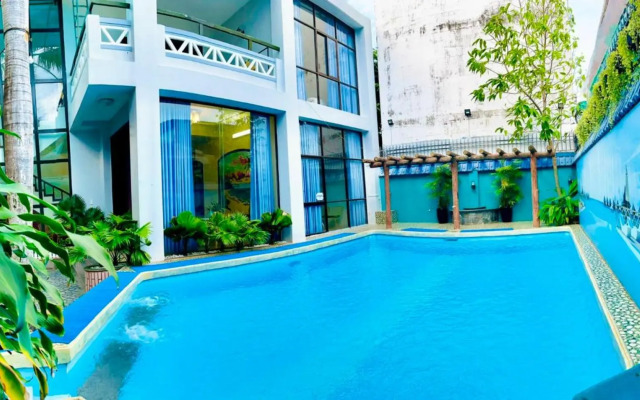 Xoai Xanh Hostel & Villa