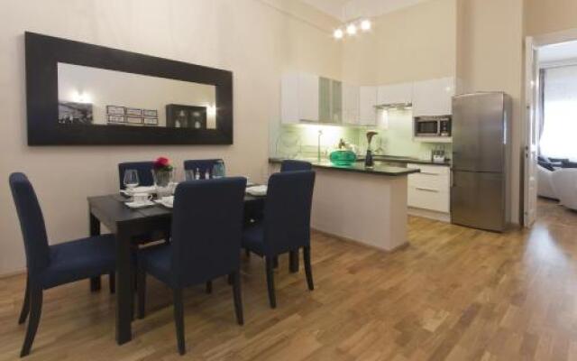 Vaci 12 Apartment