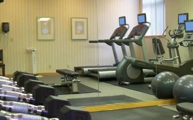 Tysons Corner Suites A Baymont By Wyndham