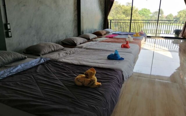 Lom Choi Home Stay Ayutthaya - Hostel