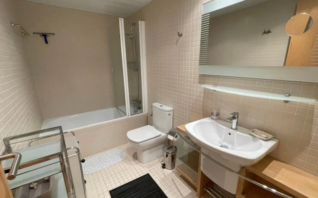 Precioso apartamento en complejo de al standing