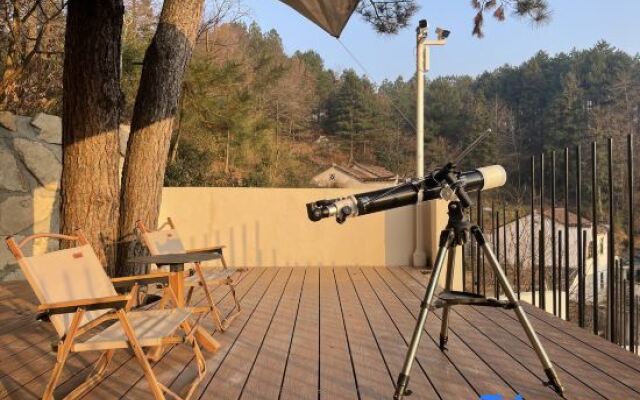 Jiuhuashan Xiangzili Homestay (Meat Body Palace Branch)