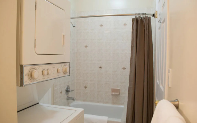 Charming 2Br in Kitsilano by Sonder