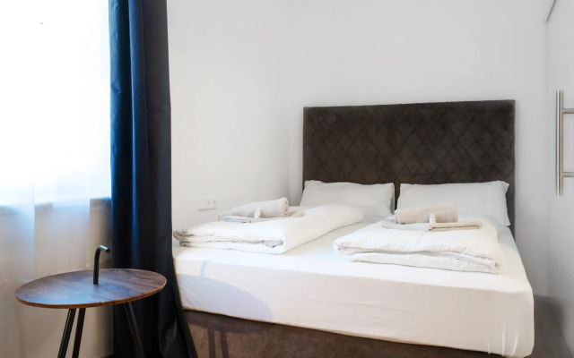 easy flat apartments