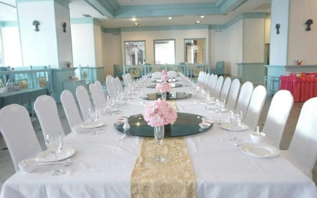 Nevada Convention Hotel