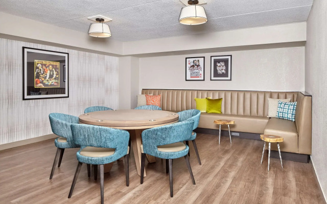 DoubleTree Suites by Hilton Nashville Airport