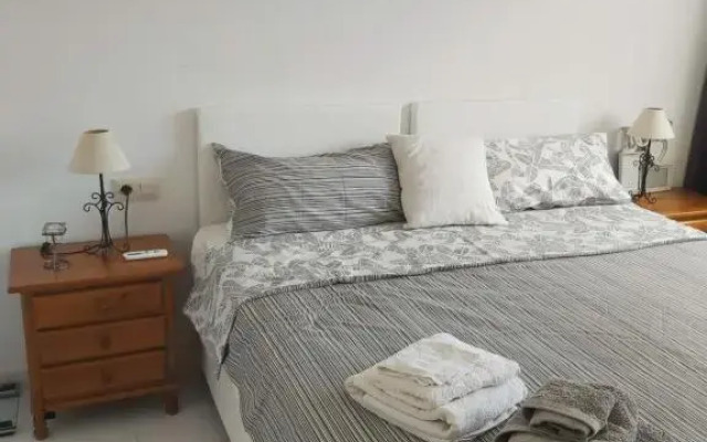 APARTAMENTO EN APOLO 7 a 100mts de la playa