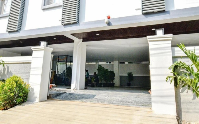 SSR Ikon Suites