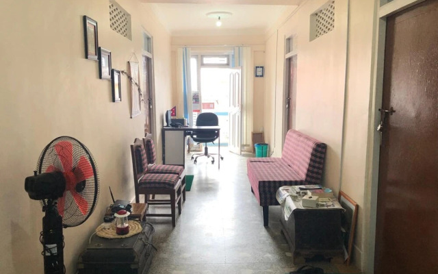 Chhen Bed & Breakfast