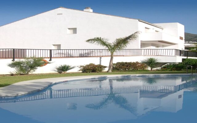 Apartment With 3 Bedrooms in Benalmádena, With Wonderful sea View, Poo