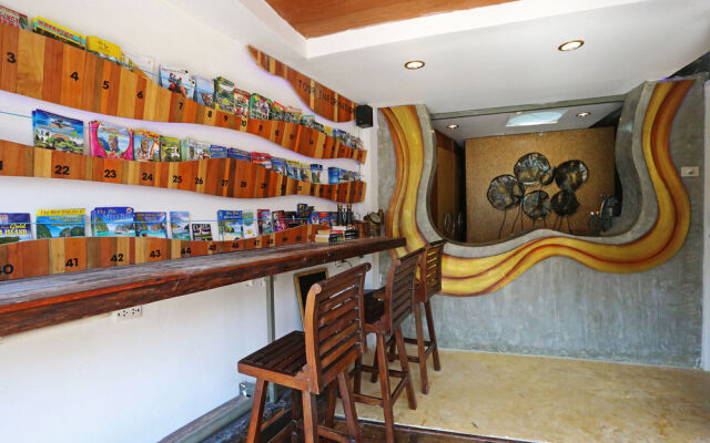 Baan Kamala Hostel and Guesthouse