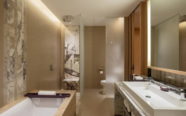 Renaissance Haikou Hotel