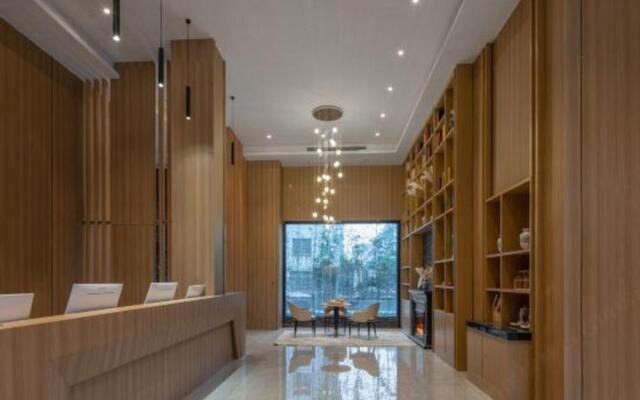 Taizhou GTALLIN Light Luxury Hotel (Jiaojiang Shifu Avenue)