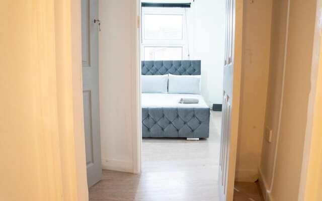Inviting 3-bed Apartment in London
