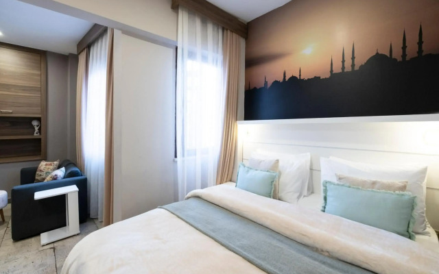 The Pera Hotel