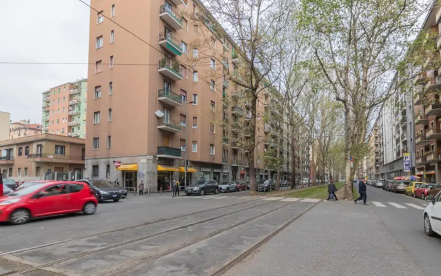 I Host Apartment - Giambellino 40