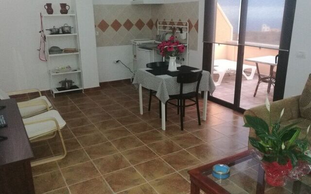 Emblema Suites - Adults Only