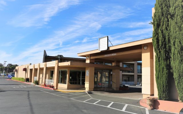 Motel 6 Vallejo, CA – Napa Valley