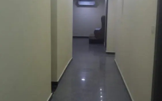 OYO 491 Rosa Plaza Hotel