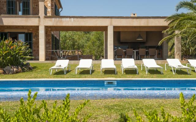 Melis (Villas Cala D'Or)