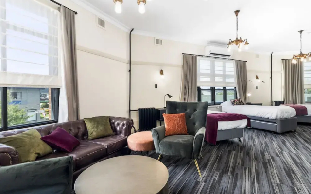Hotel Queanbeyan Canberra