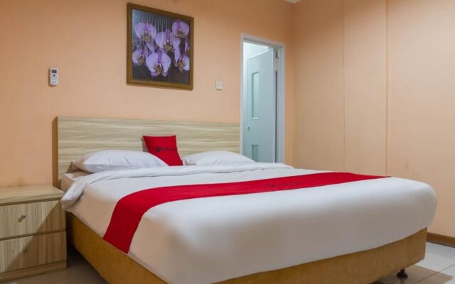 Catellya Guest House by RedDoorz